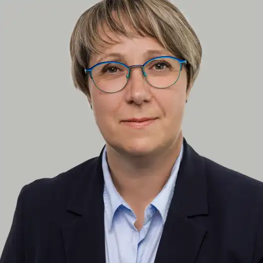 Julia Frank